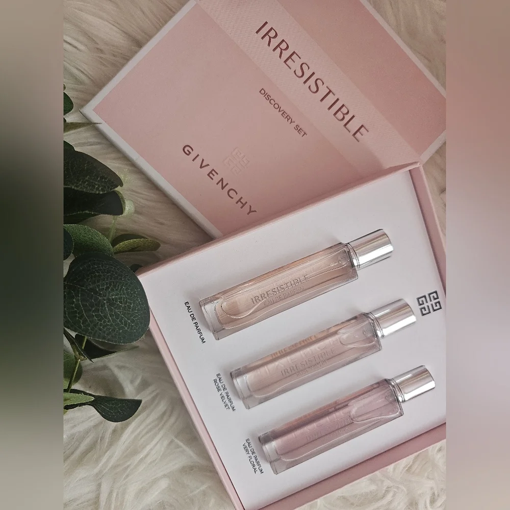 Givenchy bundle: Paper bag, box, bottles and 💄💋 - Picture 5 of 13